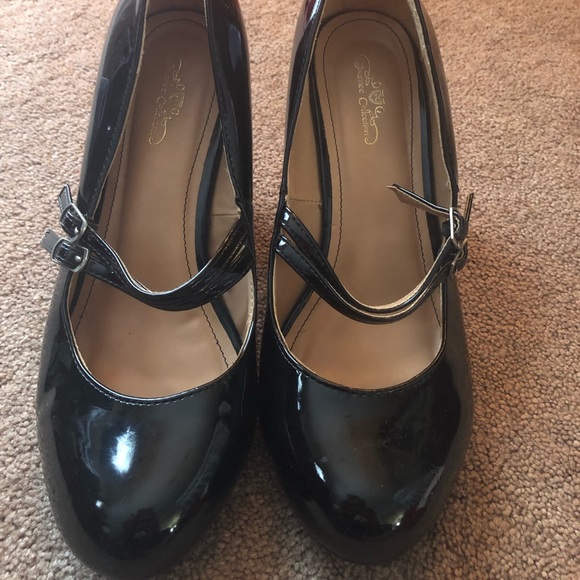 Black patent leather maryjane style heels - Picture 2 of 4